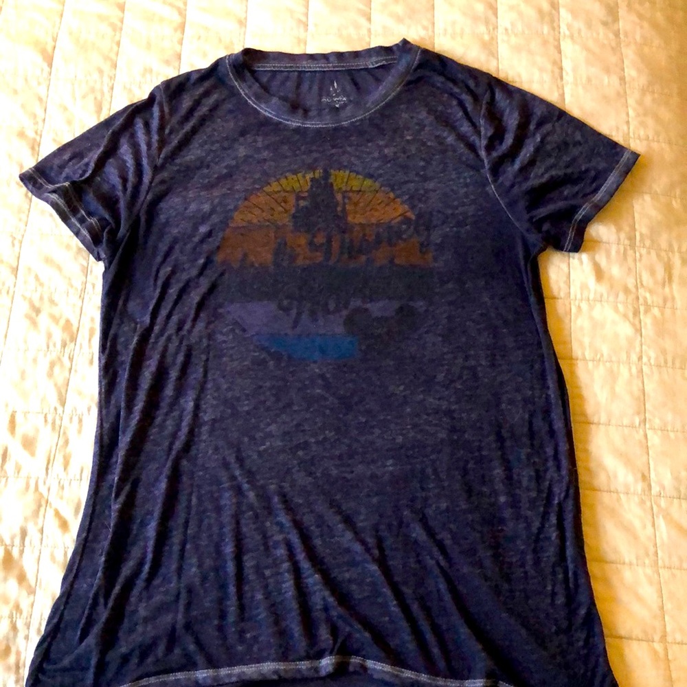 Vintage style Walt Disney World Shirt